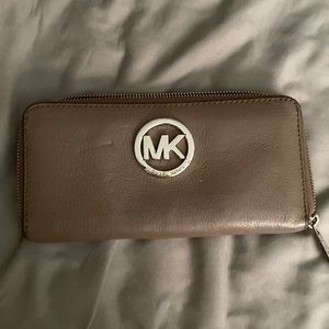 Mk wallet lightly used